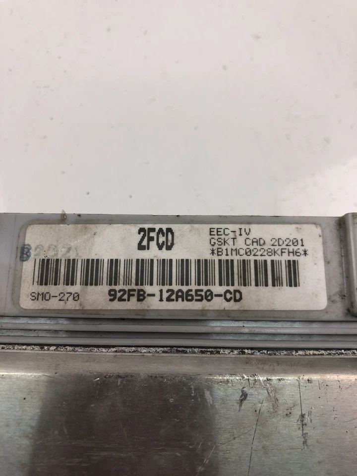 Centralina motore FORD FIESTA IV JA, JB ECU 92FB-12A650-CD 1995 22547439 - Immagine 4 di 4