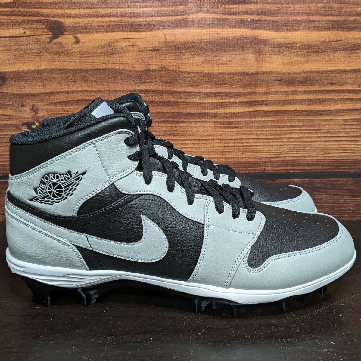 Nike Air Jordan 1 Mid TD Men's 13 Shadow Black Grey football Nike Air Jordan 1 Mid TD Men's 13 Shadow Black Grey football