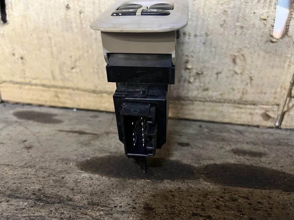 Interruptor de ventana maestra 30746074 bronceado OEM Volvo S60 S80 V70 XC70 XC90 2005 A 2007 Foto 2 de 4