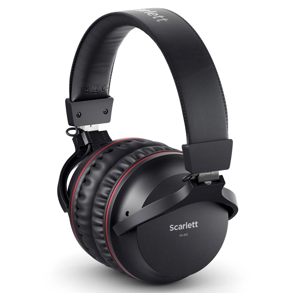 Focusrite Scarlett 2i2 4th Generation Studio Bundle - Image 3 of 4