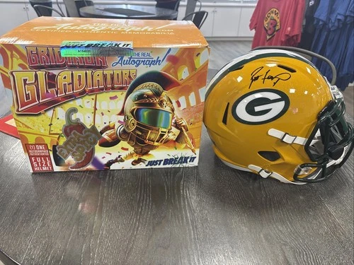 Brett Favre Full Size Green Bay Packers Signed Replica Helmet Beckett Authentic