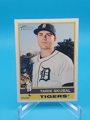 Tarik Skubal 2025 Topps Heritage #116 - Flipped Bat Variation