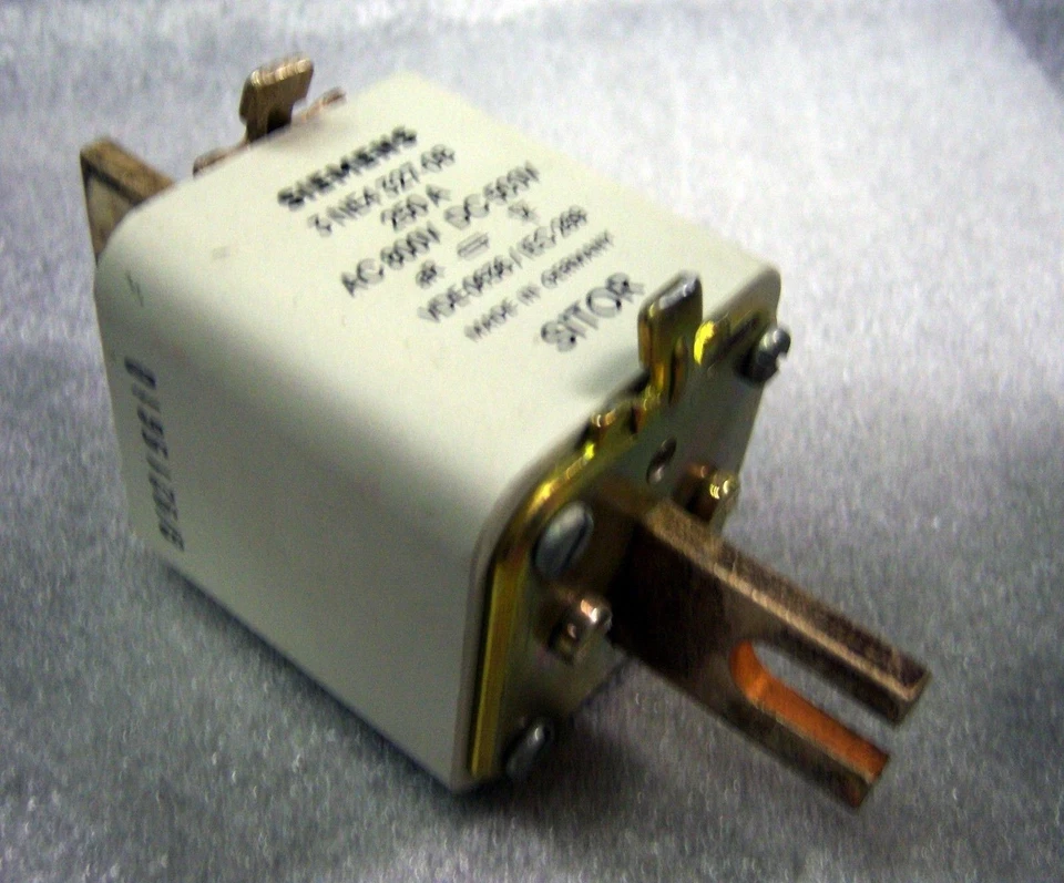 Siemens Fuse 3NE4 327-OB 250A 800V Sitor - Image 2 of 4