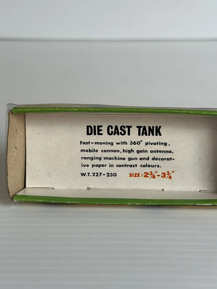 ОЛОВЯННАЯ ИГРУШКА ЛИТОЙ АРМЕЙСКИЙ ТАНК ОХОТА ТИГР (НЕМЕЦКИЙ) СДЕЛАНО В ГОНКОНГЕ. - Изображение 3 из 3