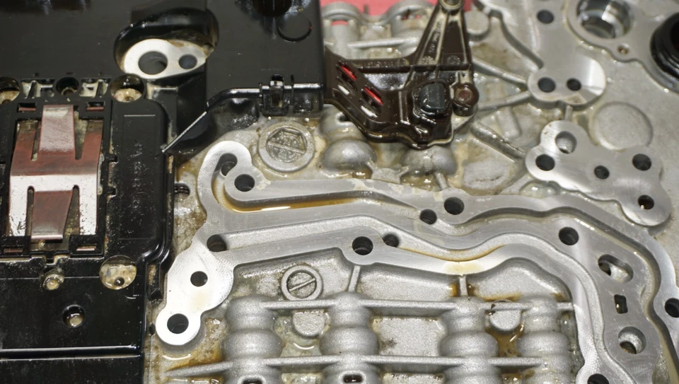 GA8HP70Z Cuerpo de válvula de transmisión automática mecatrónica OEM BMW E70 E71 #2 Foto 4 de 4