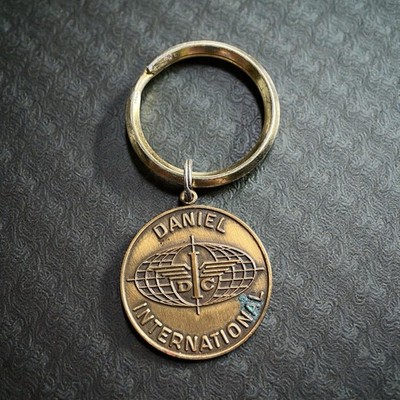 Daniel International Construction Co Dc Contractor Builder Vintage Keychain E367