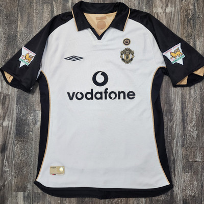 2002 Umbro Manchester United Away Soccer Jersey David Beckham Men