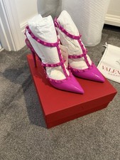 Valentino Garavani Pink Patent Rockstud Heels Brand New 40.5