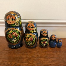 Set Of 5 Artist Signed Russian Matryoshka Nesting Dolls