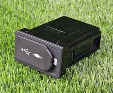 Lexus IS250 IS350 Audio Auxiliary Jack USB 86190-53051: ES350 GS350 GX460 Rc350