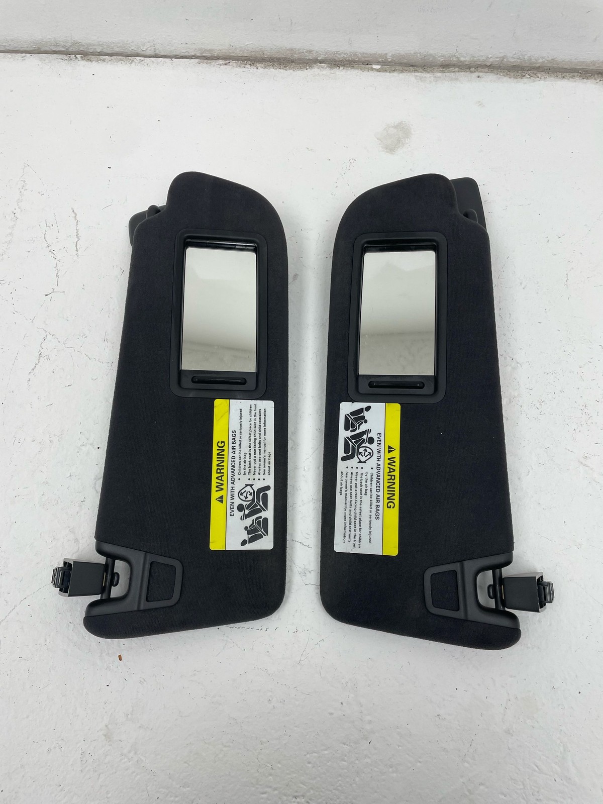 2015-2020 BENTLEY BENTAYGA OEM Sun Visor Shade Set Left & Right Black Suede