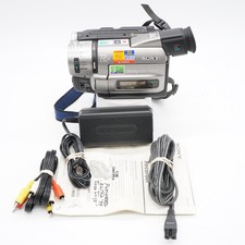 Sony HandyCam CCD-TRV93 Hi-8 Nightshot Camcorder 20x Optical Zoom
