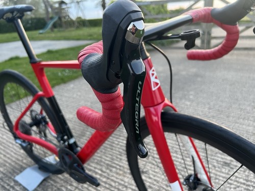 Ribble Endurance SL Disc, Ultegra, Carbon Wheels, Integrated Bars - Picture 9 of 16