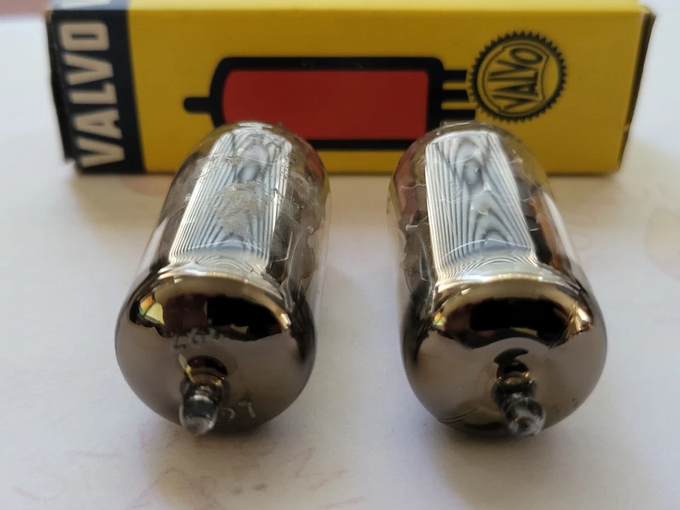 Valvo PCC88 = 7DJ8 (6DJ8 equivalente.) Par D-getter emparejado - Hamburgo 1959/60 DJ1 Foto 4 de 4