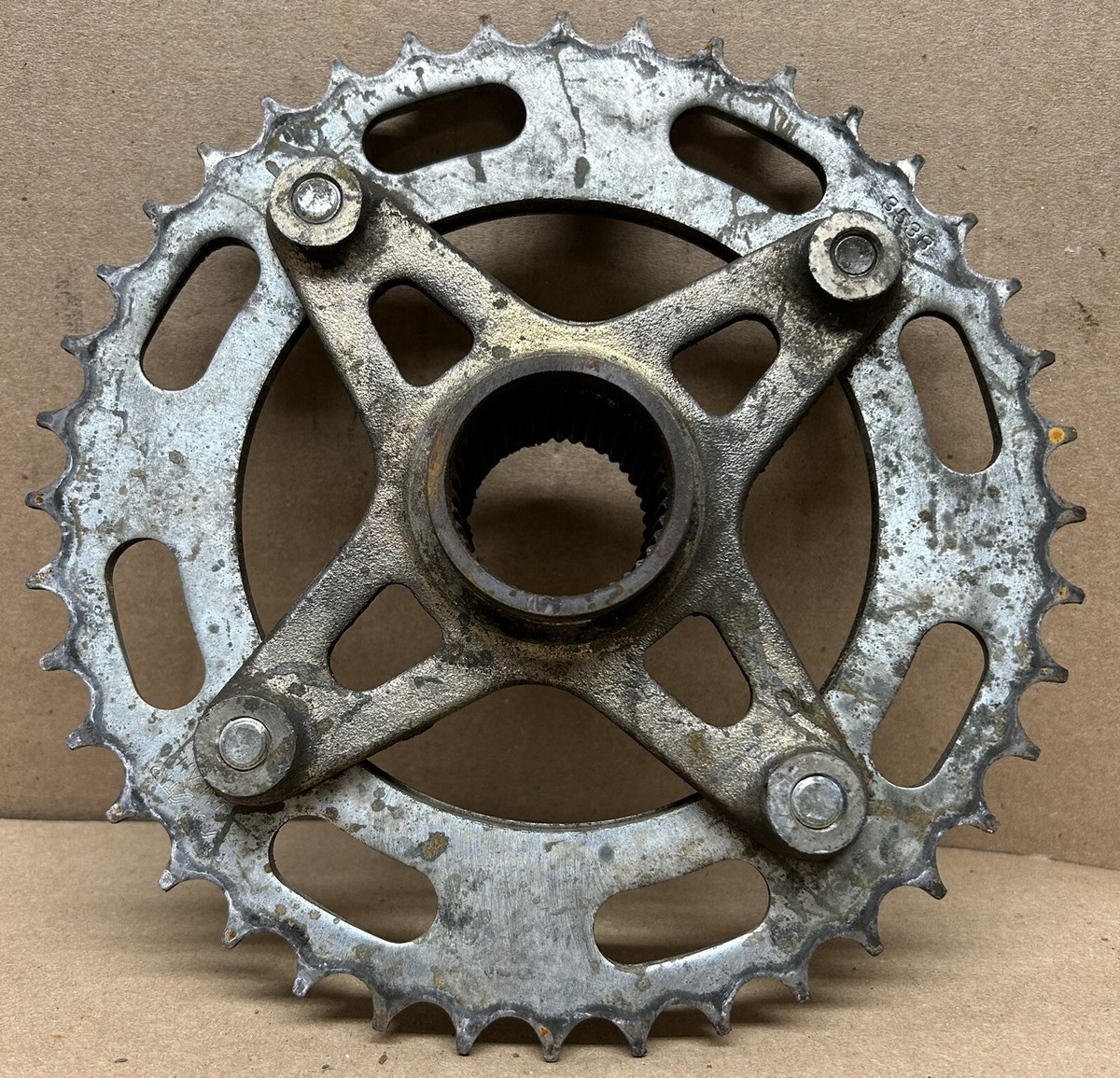 87-88 Genuine Yamaha Warrior 350 Rear Sprocket Hub Drive Sprocket