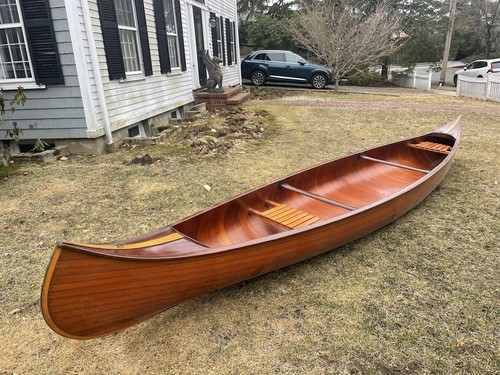 Pin's FOG X Bald Bros Canoe Club – Rouge Et Or, Numéroté, Made In USA (Neuf)