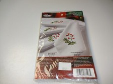 Bucilla Holiday Cornucopia Set Of 4 Stamped Napkins 86197