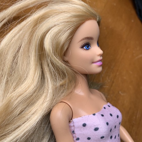 Barbie Party Fashion Closet Set Mattel GDJ40 Blonde Doll w/ blue fairy heels, f4 - Picture 15 of 18