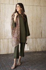 Stitched 2PC Elegant Green Embroidered Set Pakistani New with tags small
