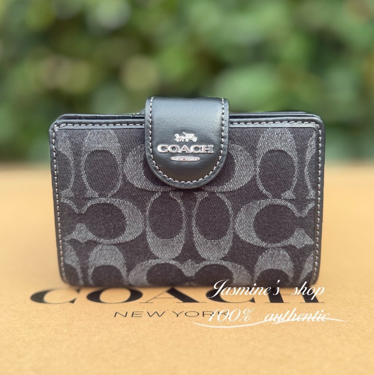 Coach Medium Corner Zip Wallet In Signature Denim CDF13 denim