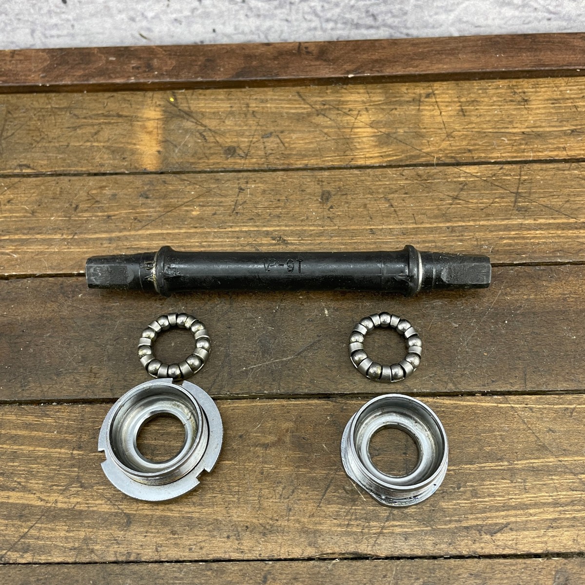 Cooperbear クーパーベアー Schwinn OCC Chopper Stingray Bottom Bracket Wide Square Taper Axle