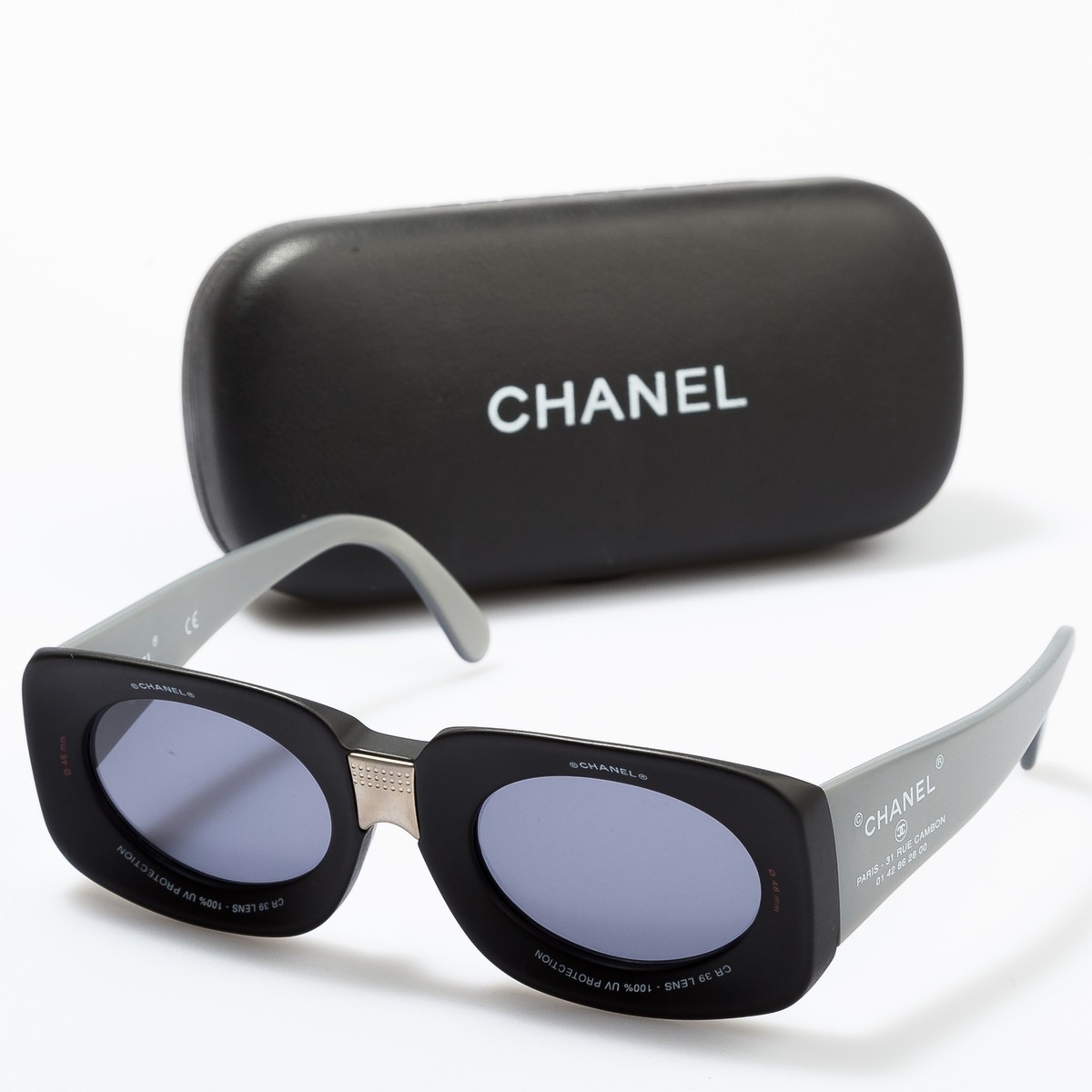 CHANEL Vintage Sunglasses 10513 Runaway Camera Lens Black & Grey 