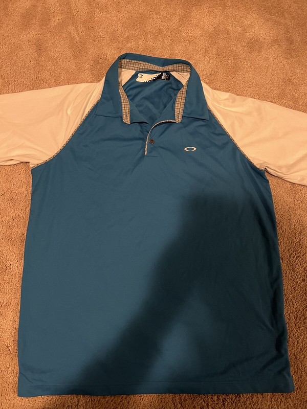 OAKLEY Hydrolix Golf Polo Shirt Mens Size Large Regular Fit Light Blue and White