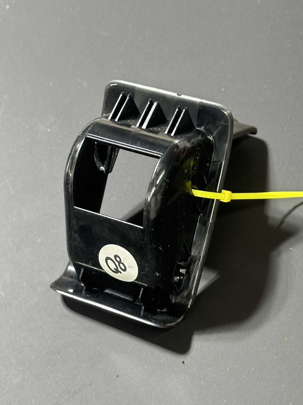 Picture 4 of 6