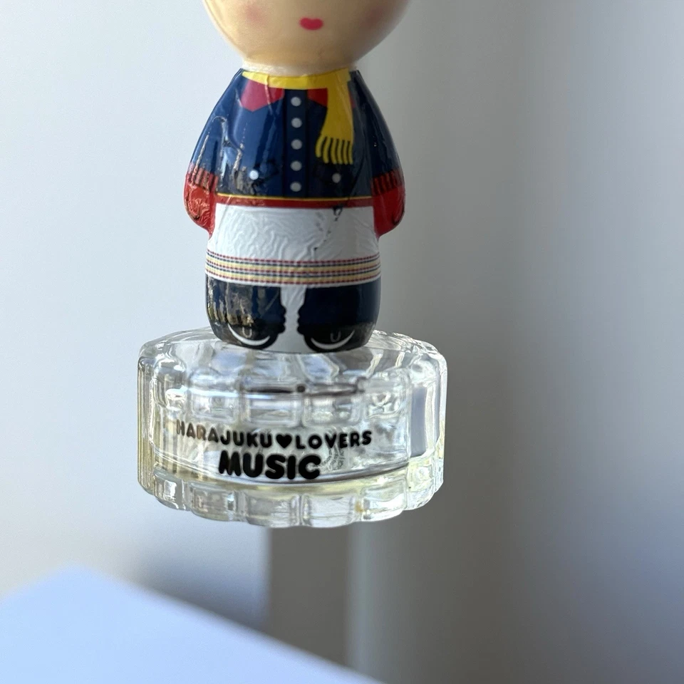 Gwen Stefani Harajuku Lovers Perfume Fragancia Bebé, Lil' Angel y Música Foto 2 de 4