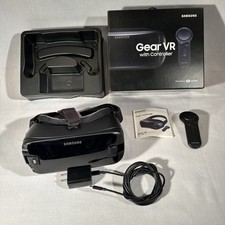 Samsung Gear VR SM-R324 With Controller