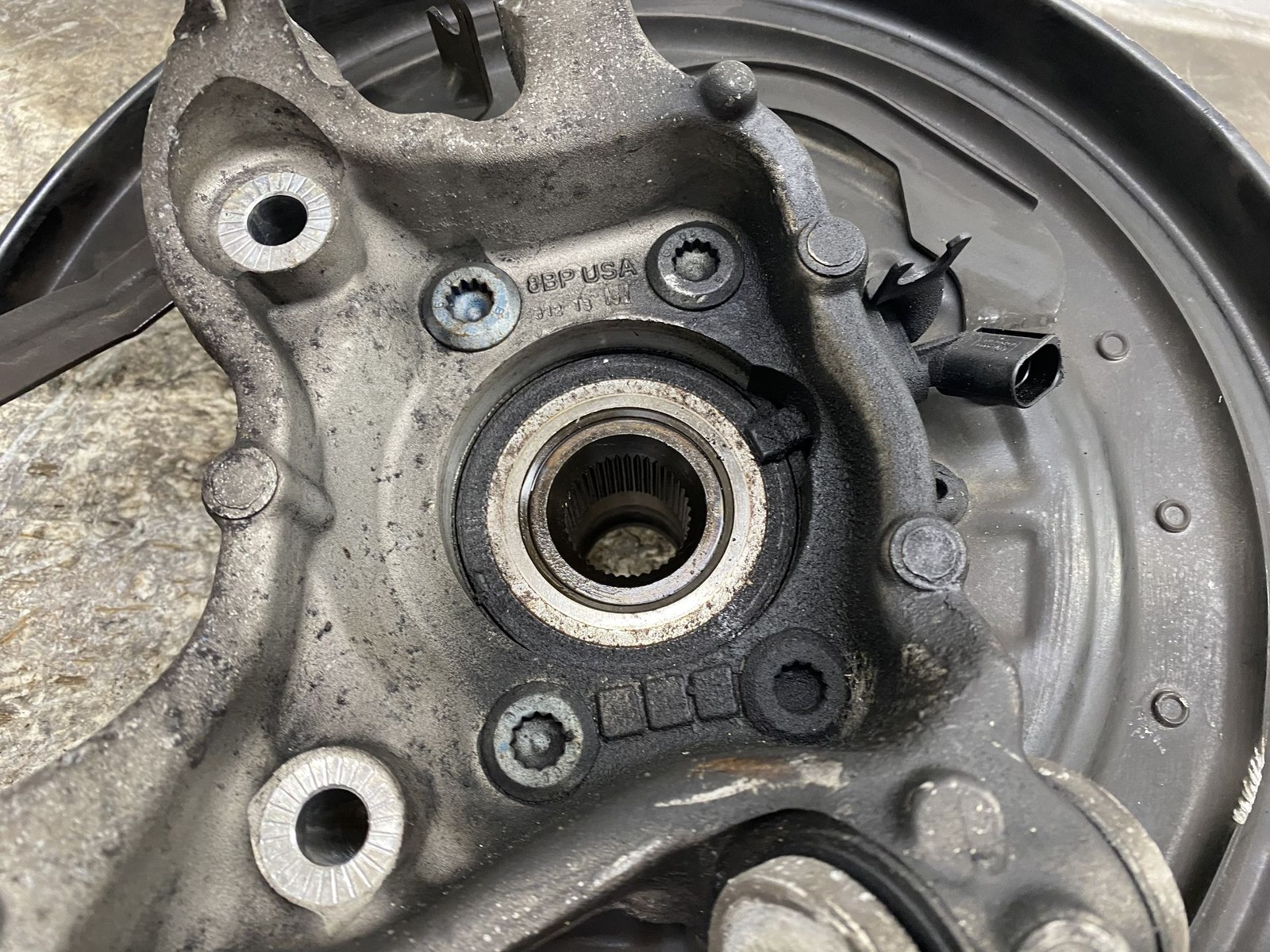 Bentley Flying Spur 2013-2019 REAR+LEFT Steering knuckle