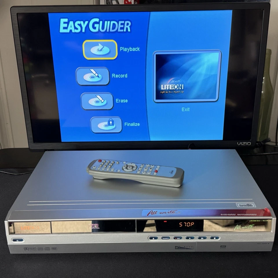 Grabadora de DVD LiteOn LVW-5005A All Write con control remoto, cables y disco DVD-R de JVC Foto 3 de 4