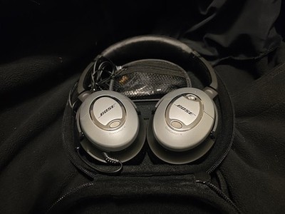 ヘッドホン BOSEQuietComfort15 Amazon.com: Bose® QuietComfort® 15 Acoustic Noise Cancelling