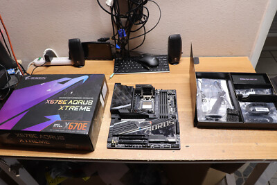 GIGABYTE X670E AORUS XTREME AM5 AMD X670E SATA 6Gb/s HDMI EATX Motherboard READ