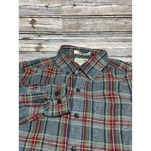 LL Beans Men's Flannel Tradition Fit Gray Missing One Button Size Small