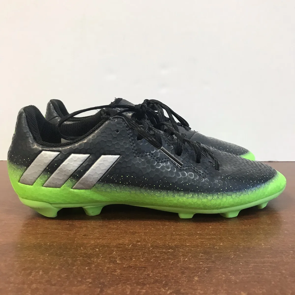 semestre dinosaurio avance Adidas Jr Messi 16.3 FG/AG Dark Grey/Solar Green AQ3518 Soccer Shoes Size 4  | eBay