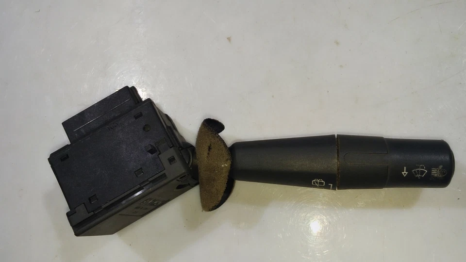 PEUGEOT 306 1998 LHD FRONT WINDSCREEN WIPER CONTROL SLATK SWITCH 96171690 - image 3 of 4