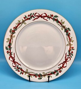 Holly Ribbons Royal Worcester | eBay Holly Ribbons Royal Worcester | eBay