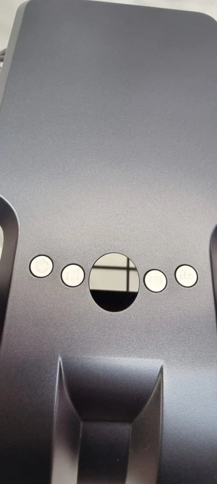 Brand New Boxed Red Bladeless Fan - Heater and Cooler with remote control - Image 4 of 4