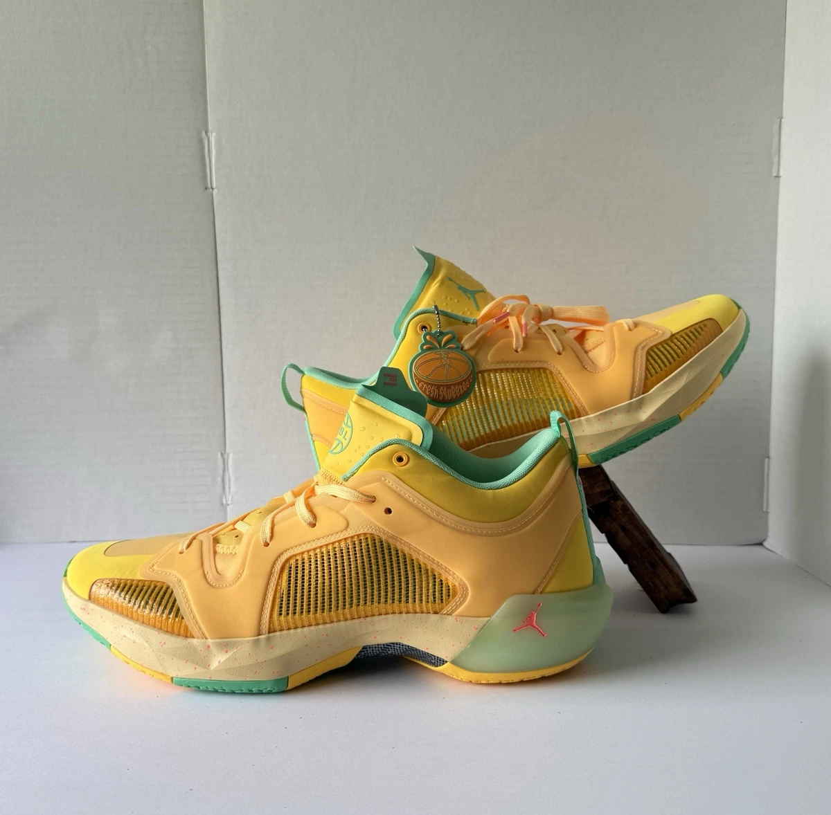 Nike Air Jordan 37 Low EYBL Yellow Mens Size 16  DX5568-800 New Not Box Size 12 M Nike Air Jordan XXXVII 37 Low EYBL Basketball  main image 4