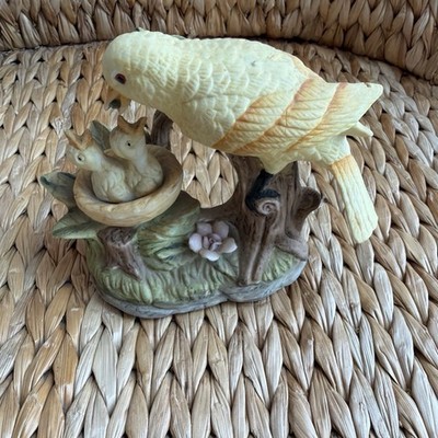 VINTAGE J BYRON YELLOW BIRD FIGURINE
