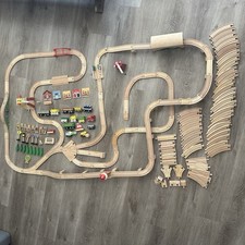 Huge Melissa  Doug Lot Wooden Railway Train Set 130 Pieces