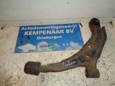 Triangle de suspension Nissan ALMERA
