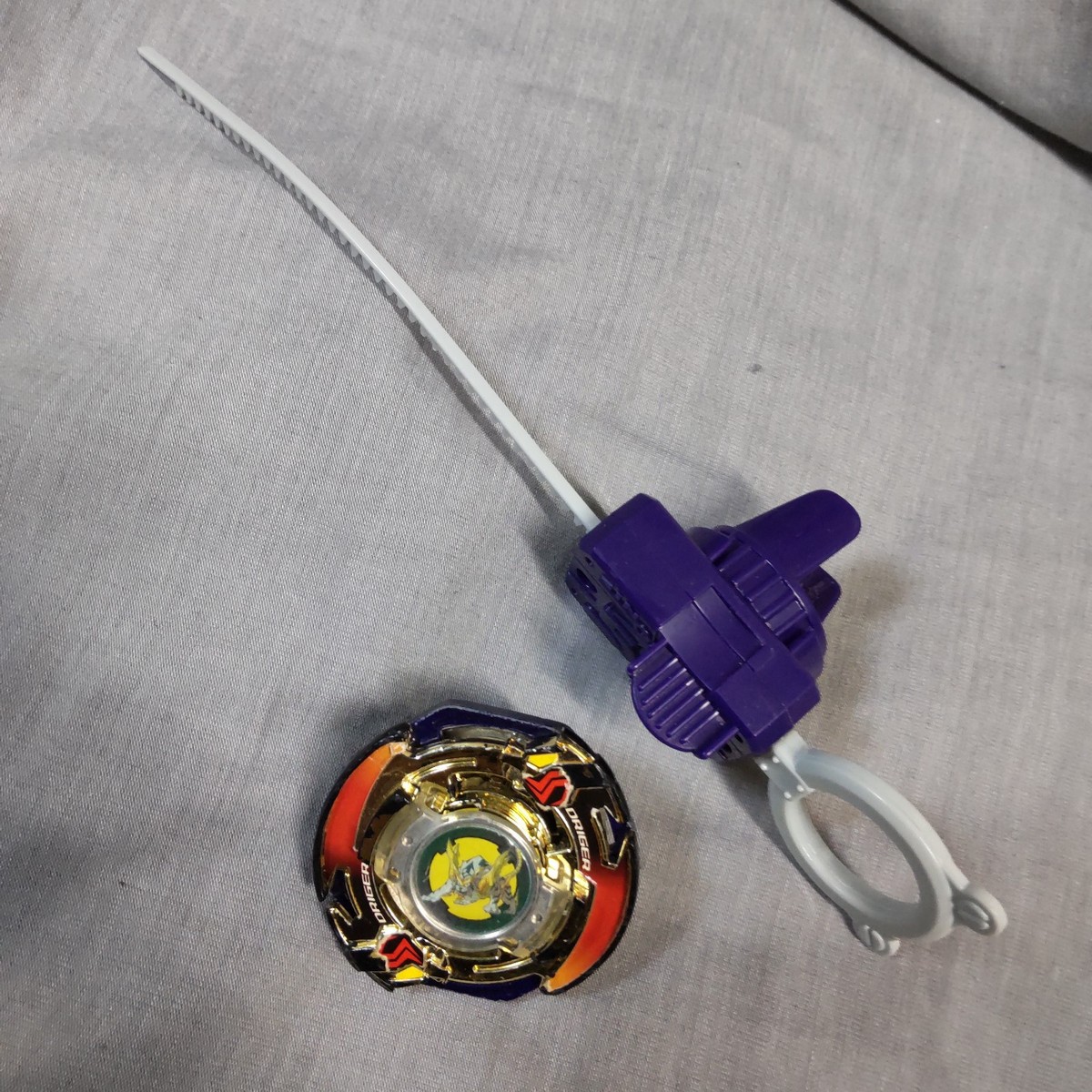 Beyblade Vintage Driger S Gold - Toupie De Collection - Série V-Force