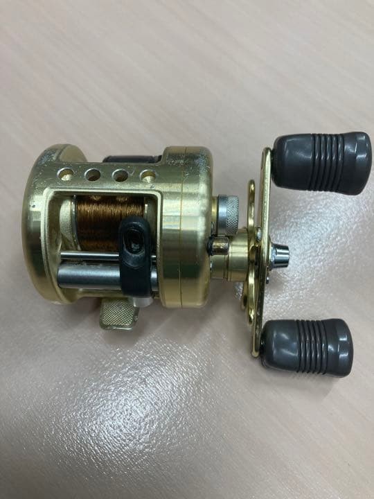 SHIMANO Calcutta 101XT Baitcasting Reel Overhauled Smooth Bass