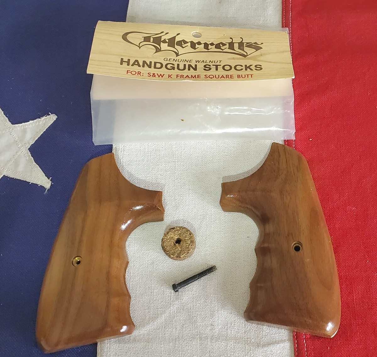 NOS Herrett's Smith & Wesson S&W K-Frame Square Butt Walnut Wood