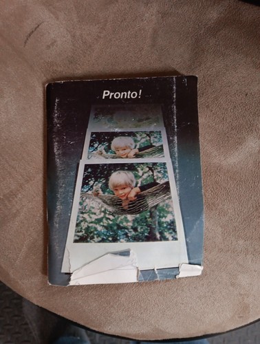Vintage Pronto Polaroid Land Camera - Picture 5 of 5