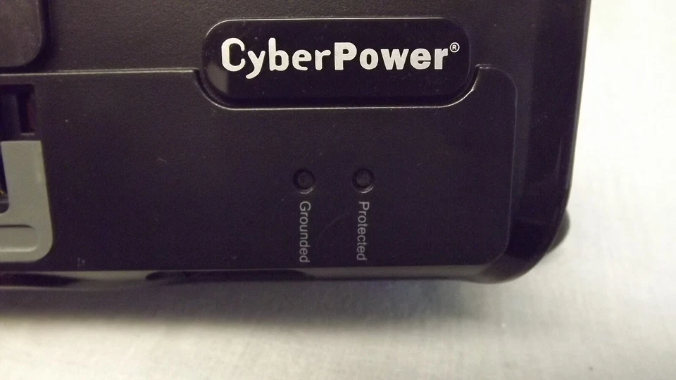 CyberPower CSP706T Professional 7-Outlets Surge Suppressor 6FT Cord new - Image 3 of 4