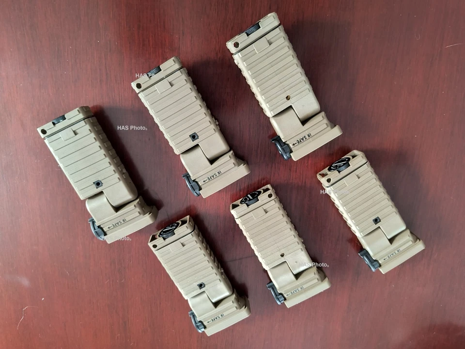 Linterna USMC 14302 Streamlight Sidewinder edición militar táctica coyote EE. UU. Foto 3 de 4