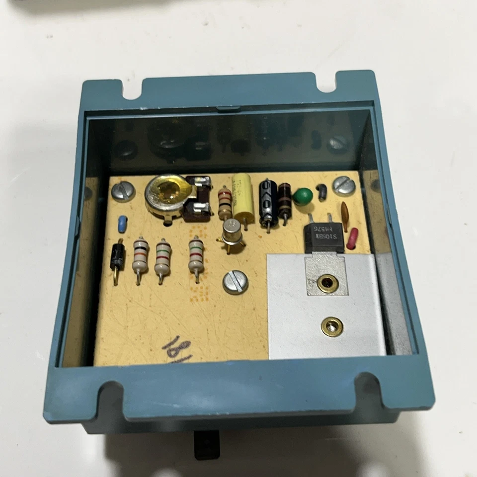 Crown 75503-1 Electric Forklift Relay Time D 24VDC - Image 3 of 4